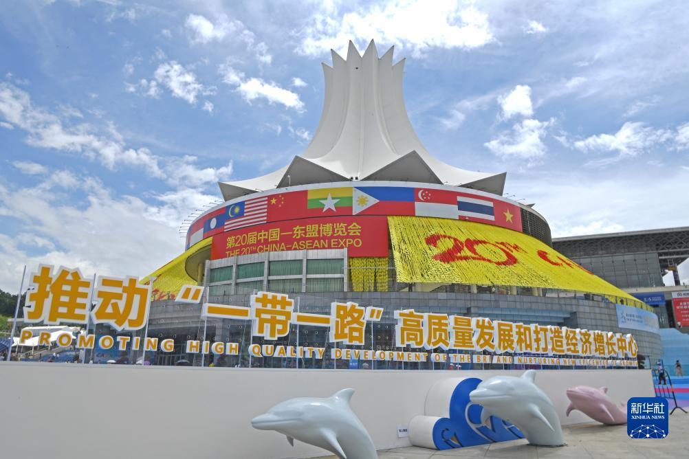 星月棋牌送3元救济金